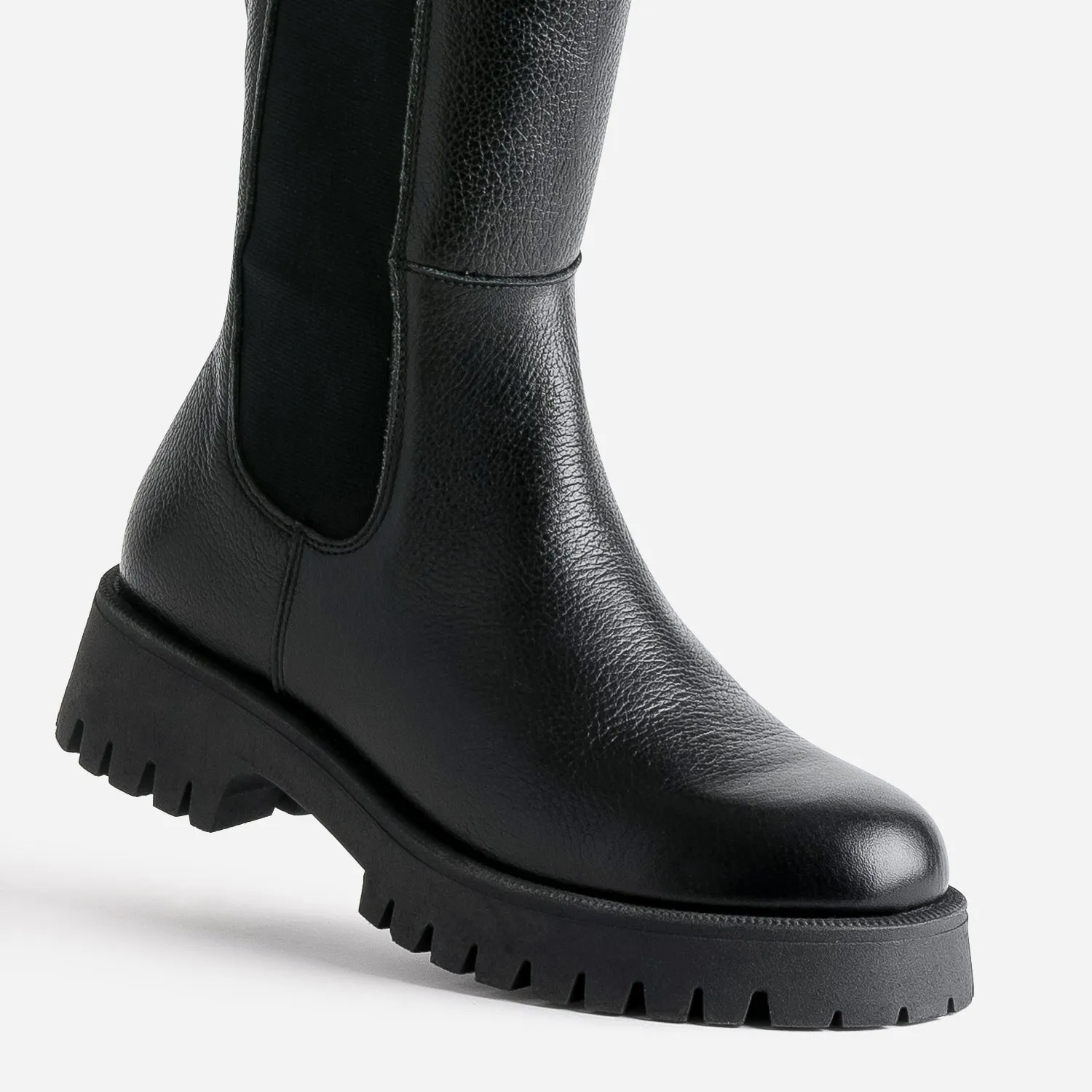 Botte noire TEXTO cuir éco-conçue semelle crantée - Bottes Femme | ERAM