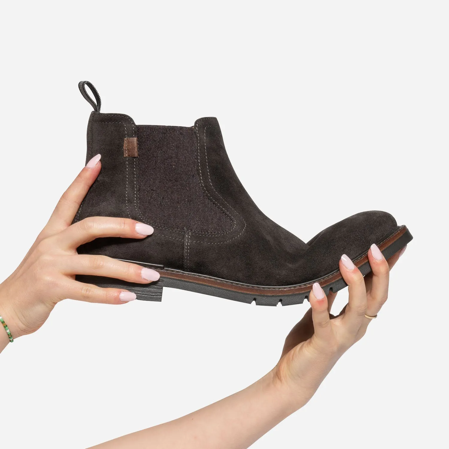 Chelsea boots marron foncé en cuir velours - Boots Homme | ERAM