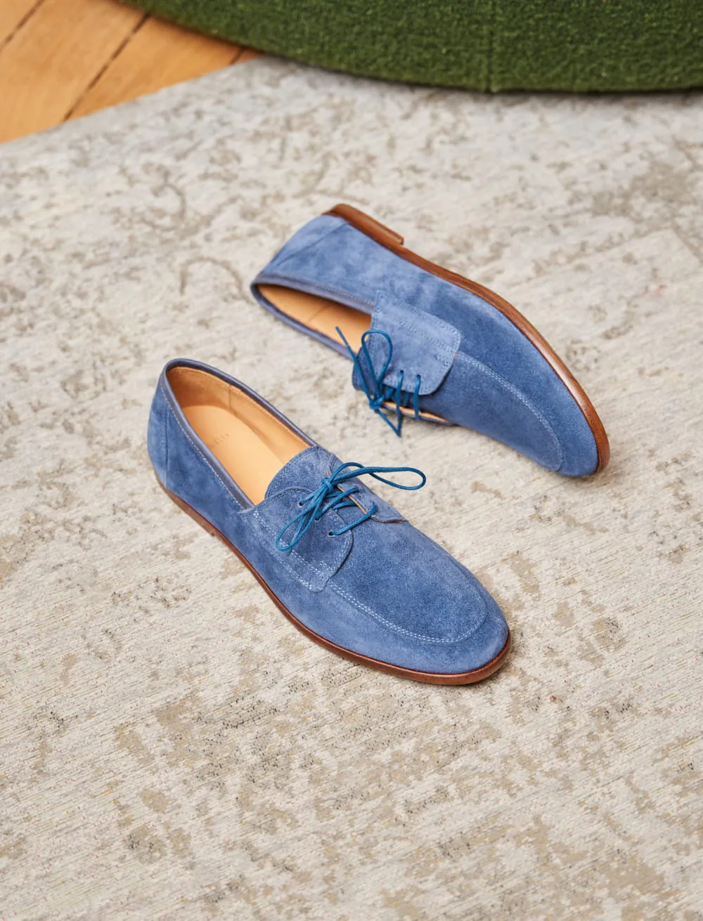 Mocassin à lacet en Daim pour Hommes : L'Homme Arrogant Daim Bleu  Rioi