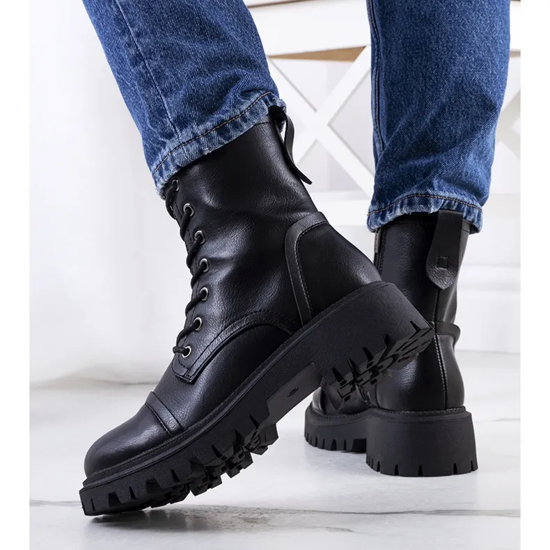 PA1 Bottes de randonnée noires sur une semelle haute Rukit le noir