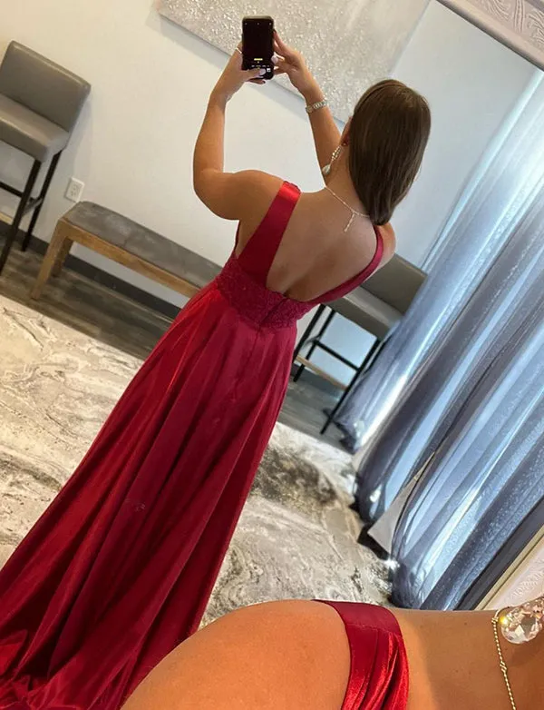 Robe de bal de fin d'année décolletée en V avec dentelle